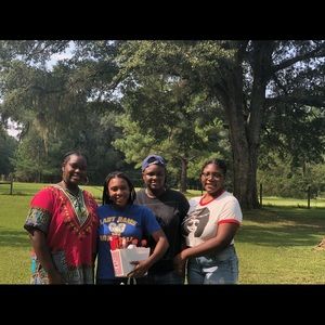 Meet your Posher, Tay